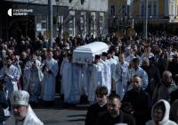 Філарета поховали у Володимирському соборі, тисячі вірян провели його в останню путь (фото, відео)