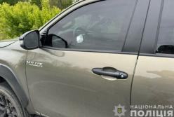 У Вовчанську снайпери РФ обстріляли авто поліції (відео)