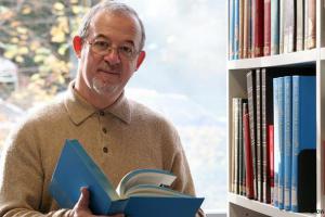 Реплика: Согласно закону, Путин перестанет быть президентом