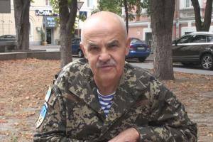 Раненый подполковник АТО: «Не доводите, иначе батальоны направятся на Киев» (видео)