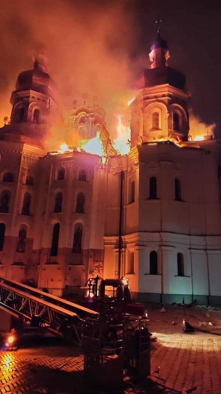 Києво-Печерська лавра зазнала пошкоджень внаслідок масштабної російської атаки на Київ
