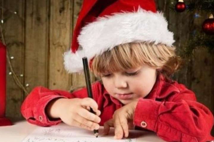 Оказалось, что Санта не выполнил ни одного желания из списка мальчика