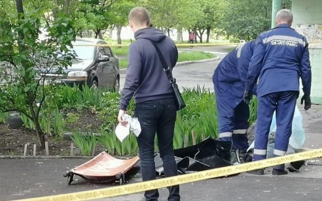 В Кривом Роге парень выпал из окна 10 этажа