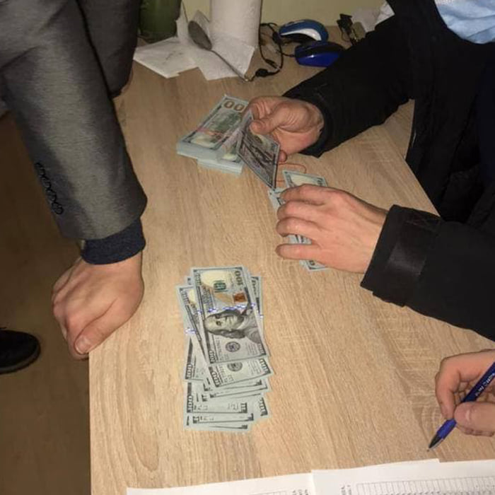 Замдиректора Украэроруха подозревают в мошенничестве