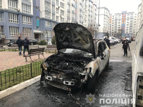 Полиция установила поджигателя авто под Киевом