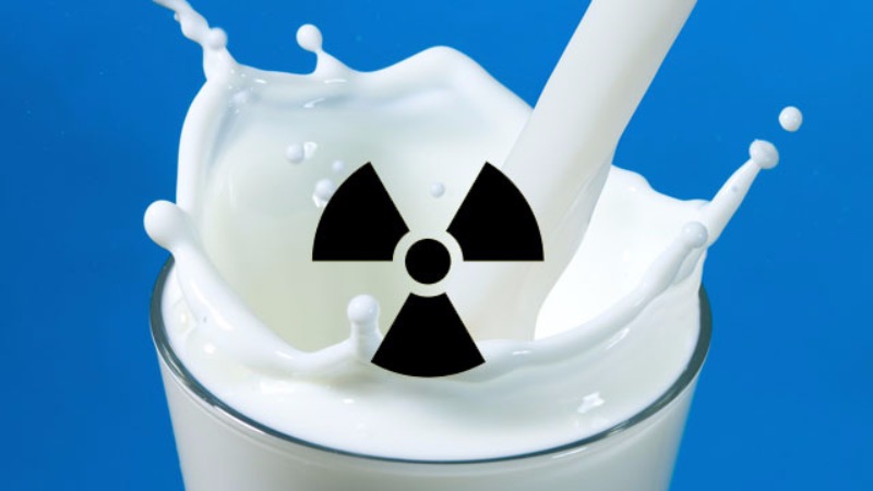 Исследователи обнаружили в молоке радиоактивный цезий