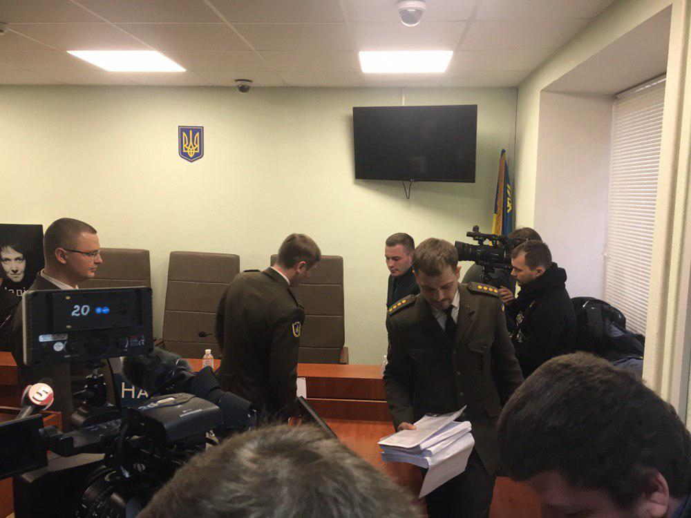 В зал заседаний вернулись представители гособвинения