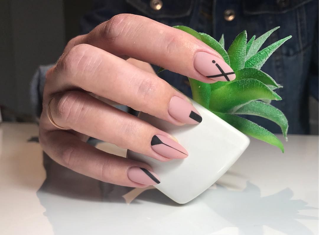 "Стеклянные" ногти