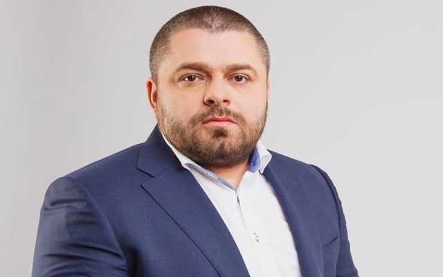 Член партии ВО «Батькивщина», Сергей Коровченко