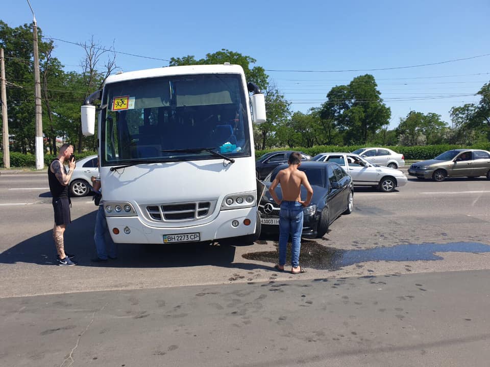 Дочь Анатолия Гриценко попала в ДТП