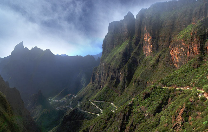 Дорога-серпантин (остров Тенерифе)