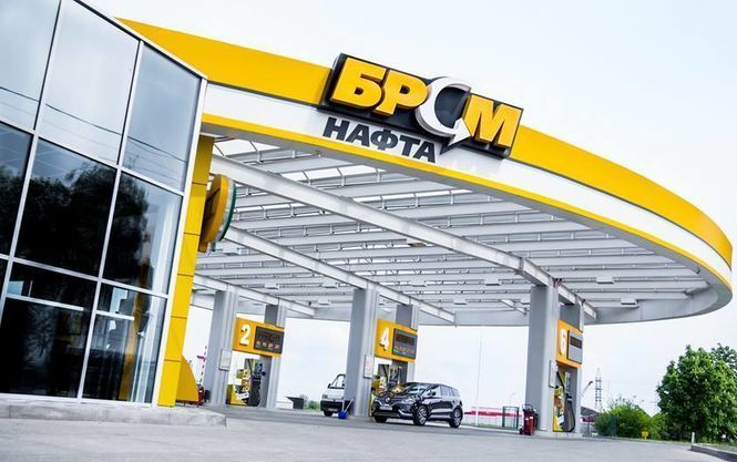 Крупная нефтяная компания разорвала договор с одноименной сетью АЗС