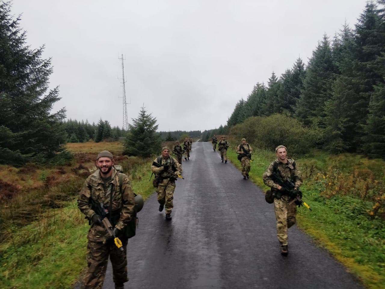 Украинские десантники на марше Cambrian Patrol 2018
