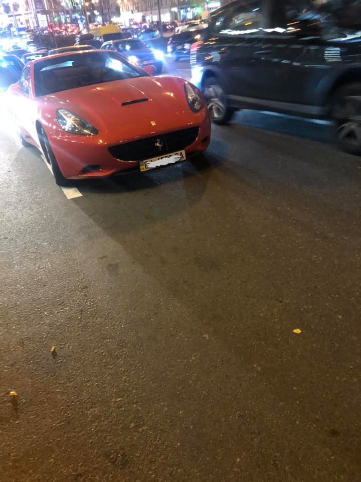 В Киеве заглохла Ferrari