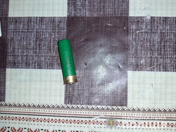 На Киевщине пьяный мужчина с ружьем устроил стрельбу