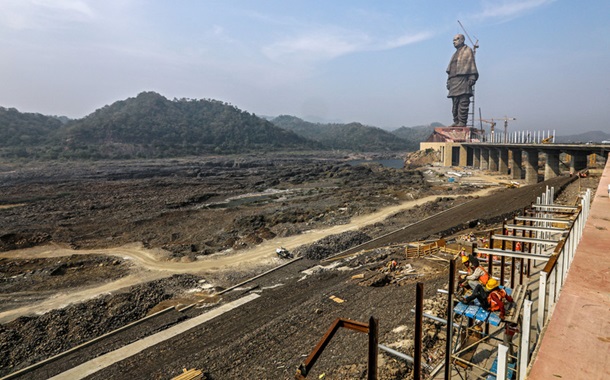 В Индии построили самую высокую статую в мире