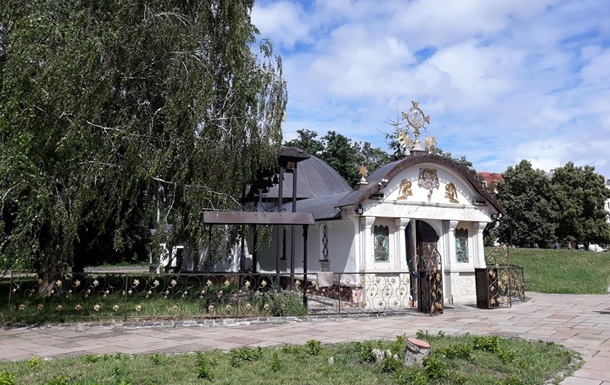 Часовня УПЦ МП на фундаменте Десятинной церкви