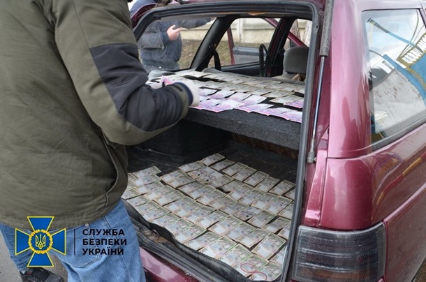 В Ивано-Франковске главный инженер предприятия попался на взятке