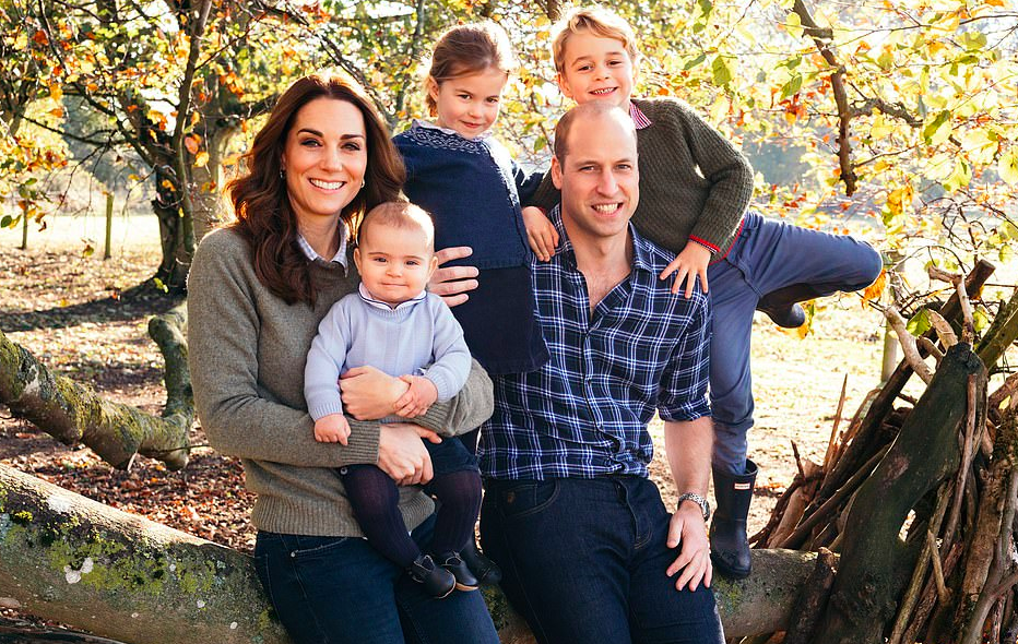 Кейт Миддлтон, принц Уильям, принц Джордж, принцесса Шатрлотта и принц Луи