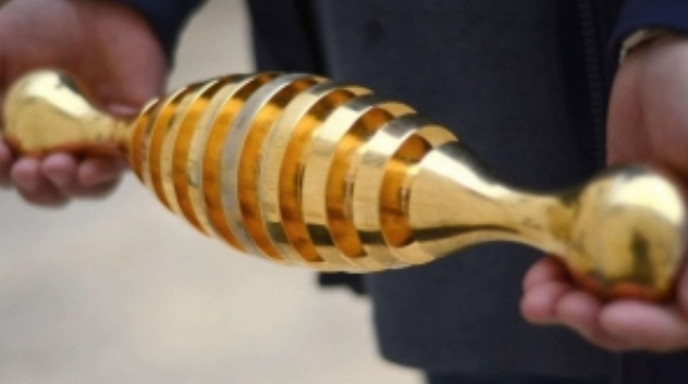 Огромный странный предмет из чистого золота обнаружили в Израиле