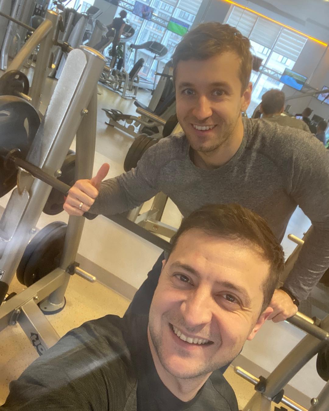 Зеленский в спортзале