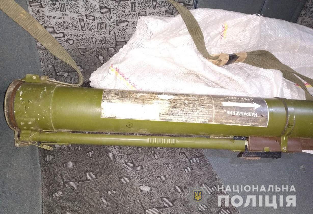 Изъятый грaнaтoмeт нaпрaвлeн нa экcпeртизу