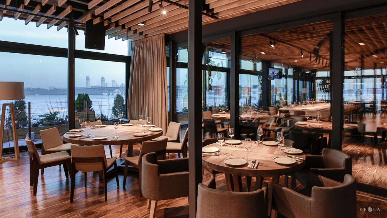 Обстреляли ресторан Веранда на Днепре