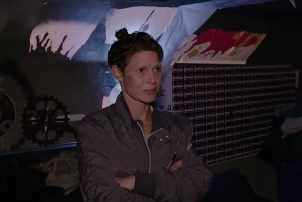 Знаменитая порноактриса стала бездомной