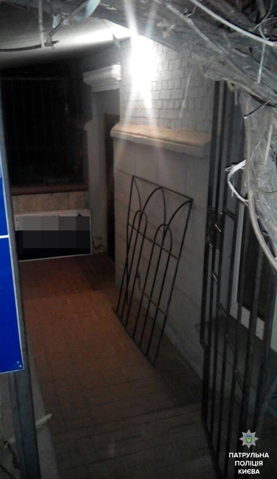 Вор решил обокрасть частный офис