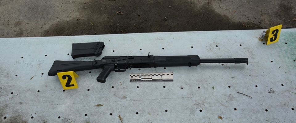 На Львовщине мужчина стрелял посреди улицы из автомата