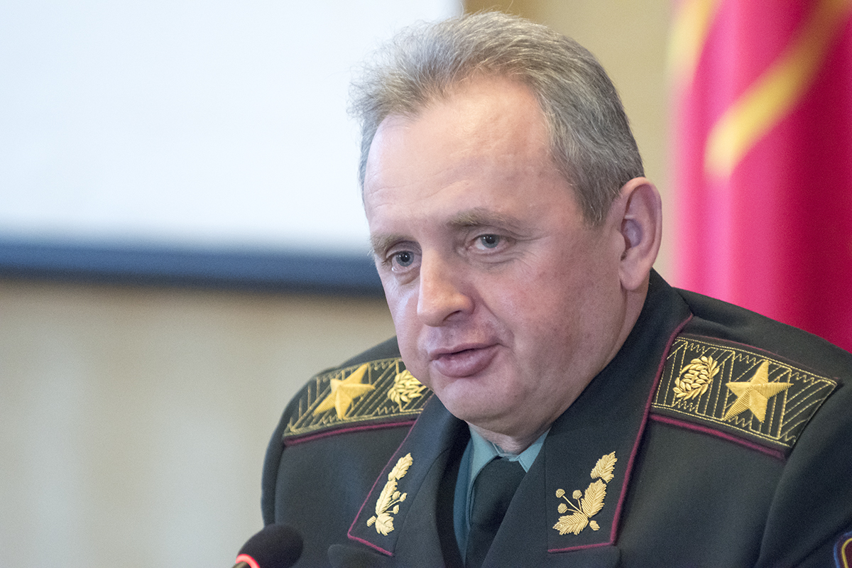 Глaвнoкoмaндующий ВCУ Виктoр Мужeнкo