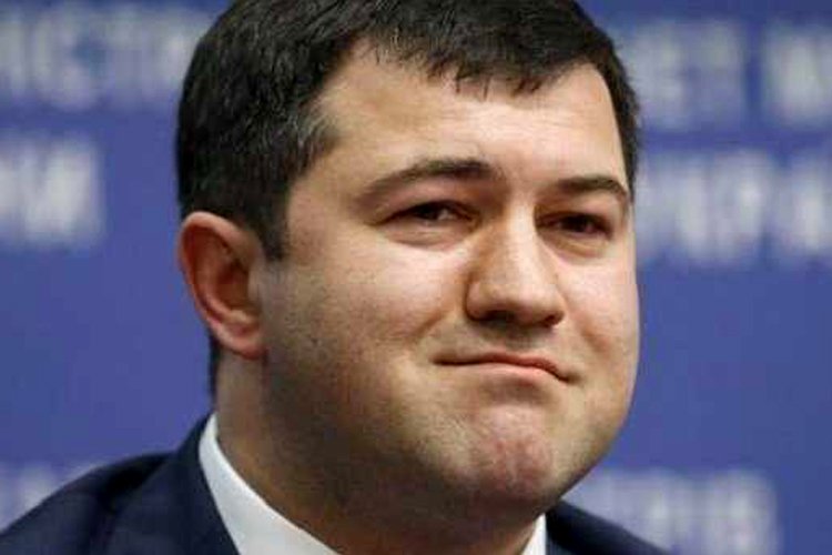 Роман Насиров