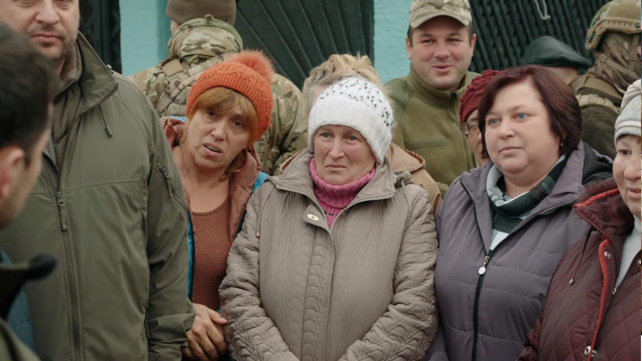 Скрин из ролика о встрече президента с жителями Золотого