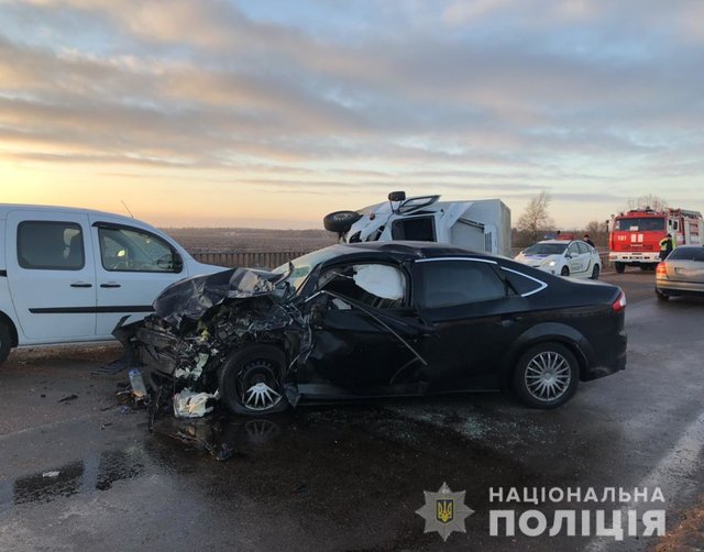 В ДТП пострадали 5 человек