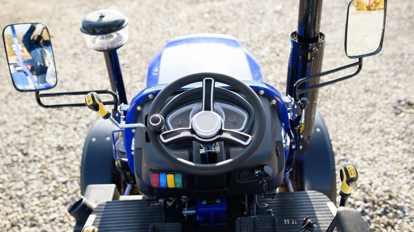 Какое оборудование может быть выбрано для установки на минитрактор Файтер: