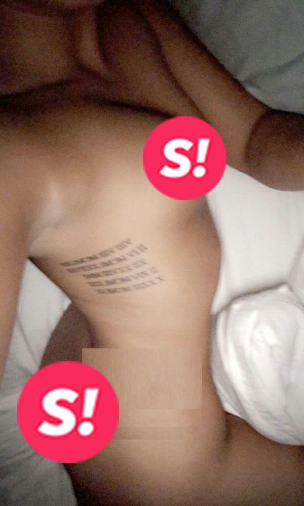 В сеть попали голые фото певицы Деми Ловато