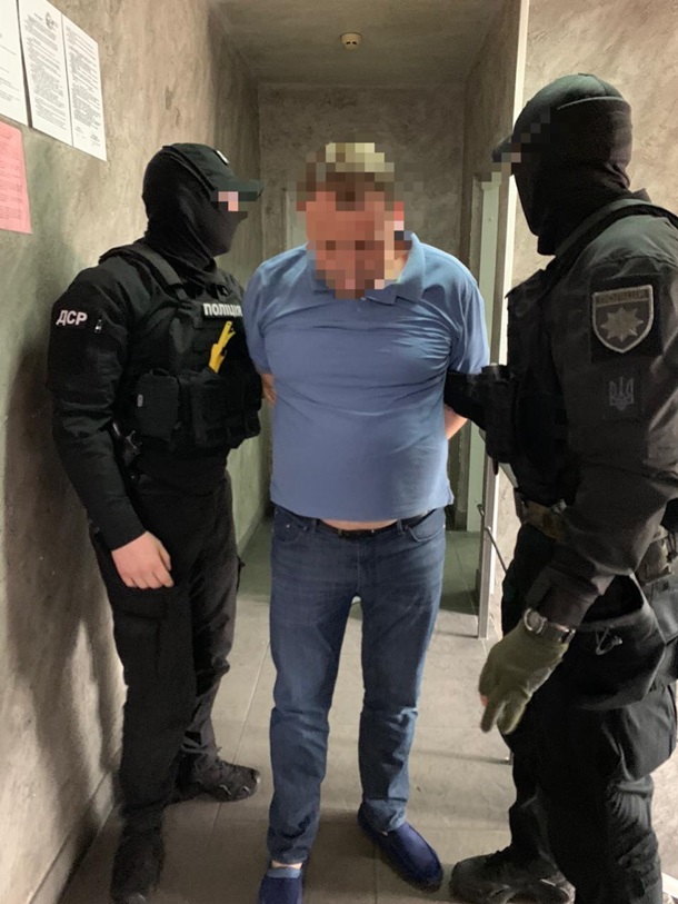 В Одессе трех чиновников таможни задержали на взятках