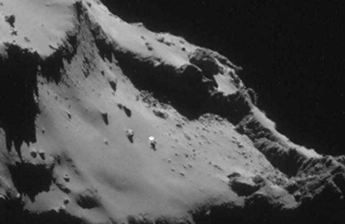 поверхность кометы 67P/Чурюмова-Герасименко
