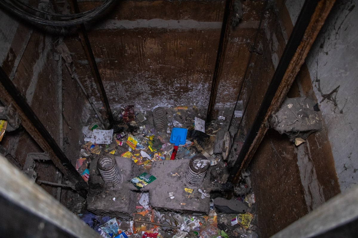 Подросток упал в шахту лифта в Днепре