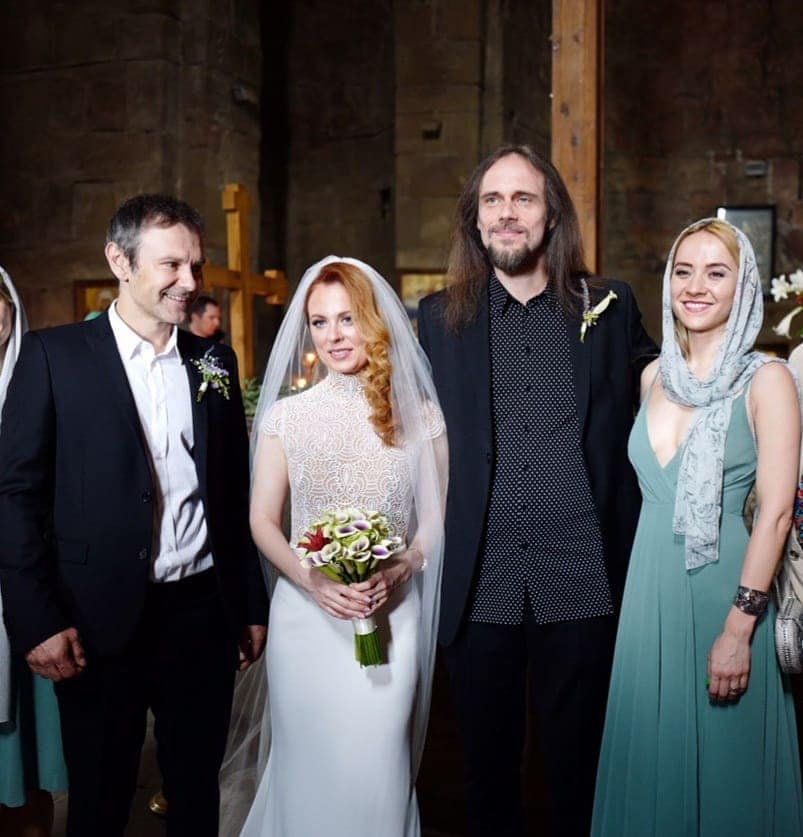 Вакарчук на свадьбе музыканта