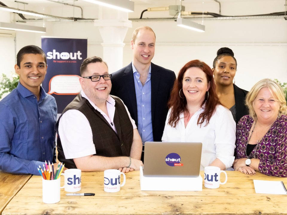 Принц Уильям объявил о запуске телефона доверия 