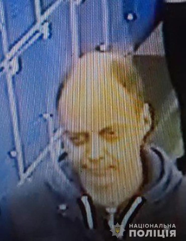 Полиция опубликовала фото подозреваемого в нападении на активистку