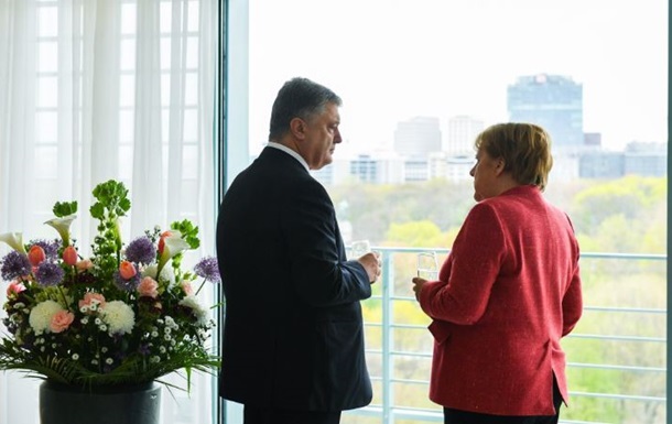 Меркель встретилась с Порошенко в Берлине
