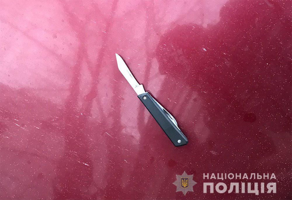 Мужчина угрожал ребенку ножом