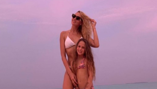 Оля Полякова с дочерью Алисой