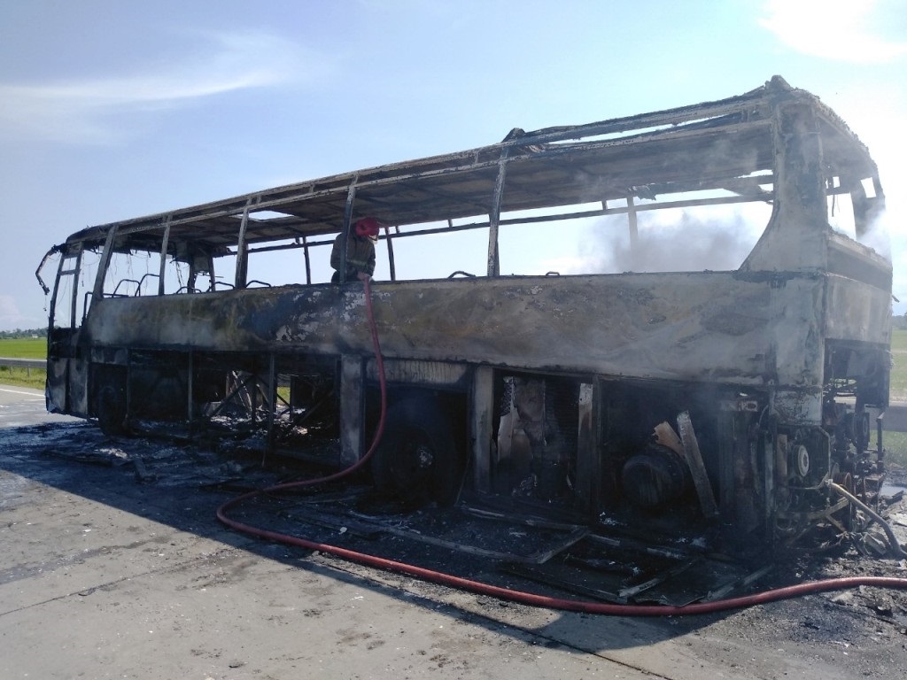 В Житомирской области сгорел пассажирский автобус