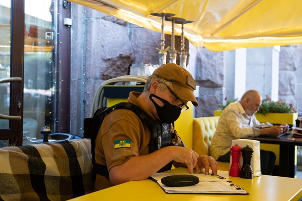 В Киеве провели рейд по ресторанам Крещатика