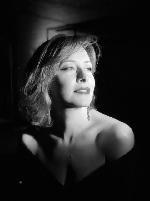 Елена Кравец взбудоражила откровенным фото