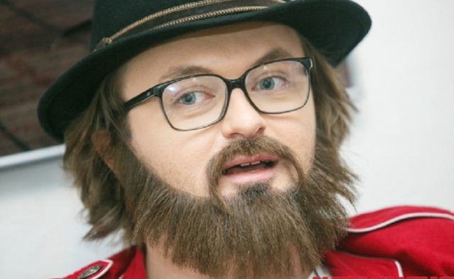 Украинский певец DZIDZIO