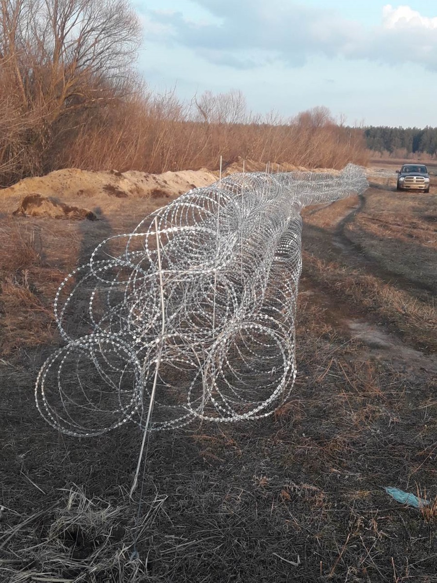 Строительство стены на границе с РФ